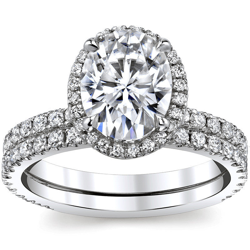 Oval Moissanite Halo Engagement Ring