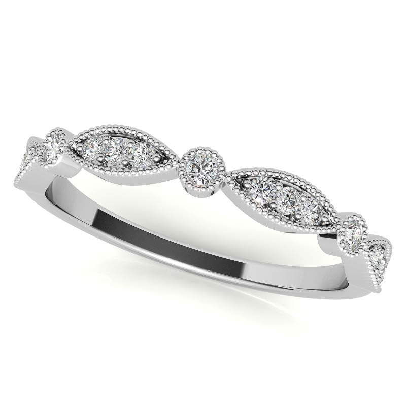 Scalloped Design Moissanite Engagement Ring with Milgrain