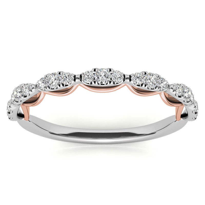 Scallop Design Oval Halo Moissanite Engagement Ring