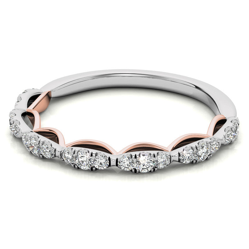 Scallop Design Oval Halo Moissanite Engagement Ring