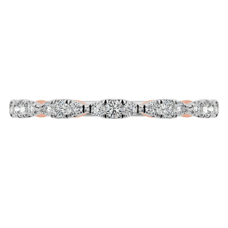 Scallop Design Oval Halo Moissanite Engagement Ring