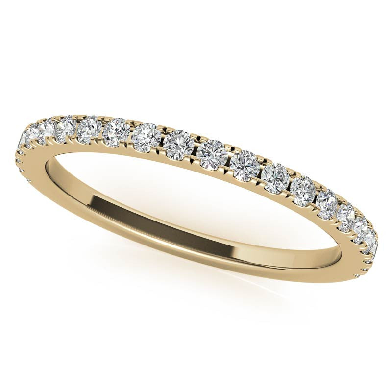 Round Scalloped Halo Moissanite Engagement Ring with Milgrain Accents
