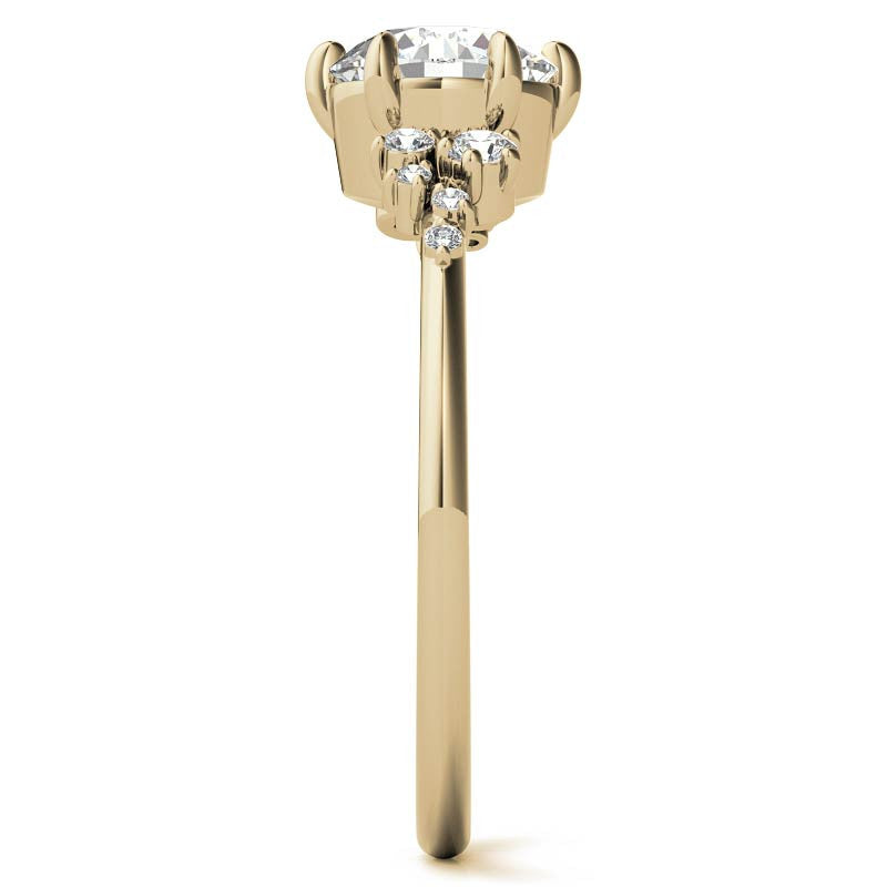 Round Brilliant Moissanite Scatter Design Engagement Ring