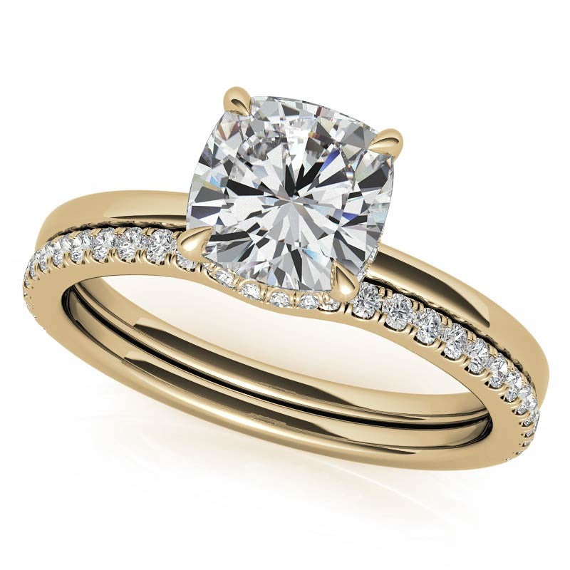 Diamond Collar 4-Prong Cushion Moissanite Engagement Ring