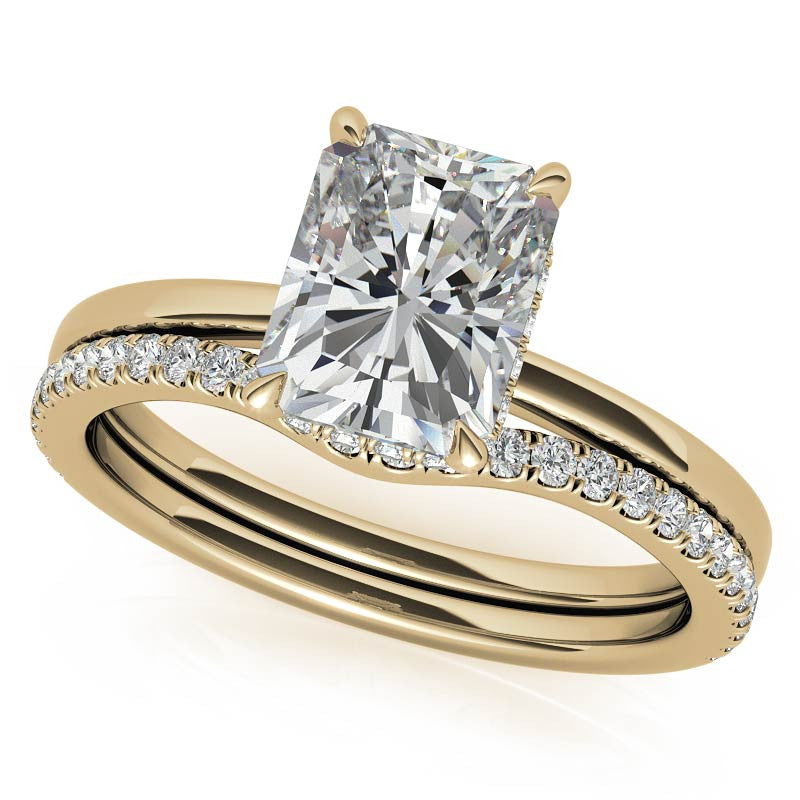 Diamond Collar 4-Prong Emerald / Radiant Moissanite Engagement Ring