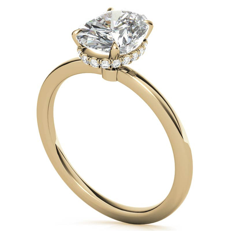 Diamond Collar 4-Prong Oval Moissanite Engagement Ring