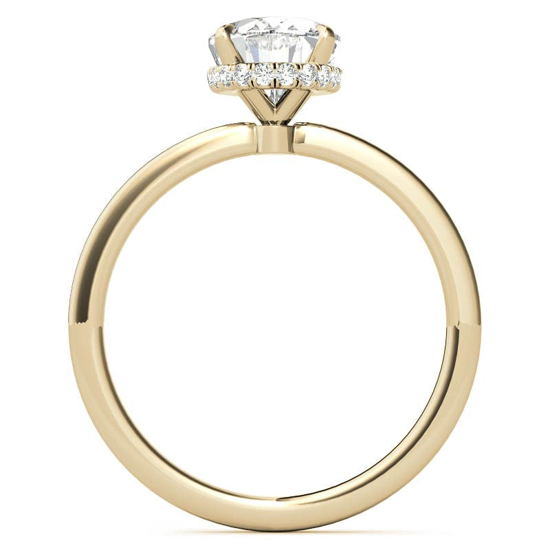 Diamond Collar 4-Prong Oval Moissanite Engagement Ring