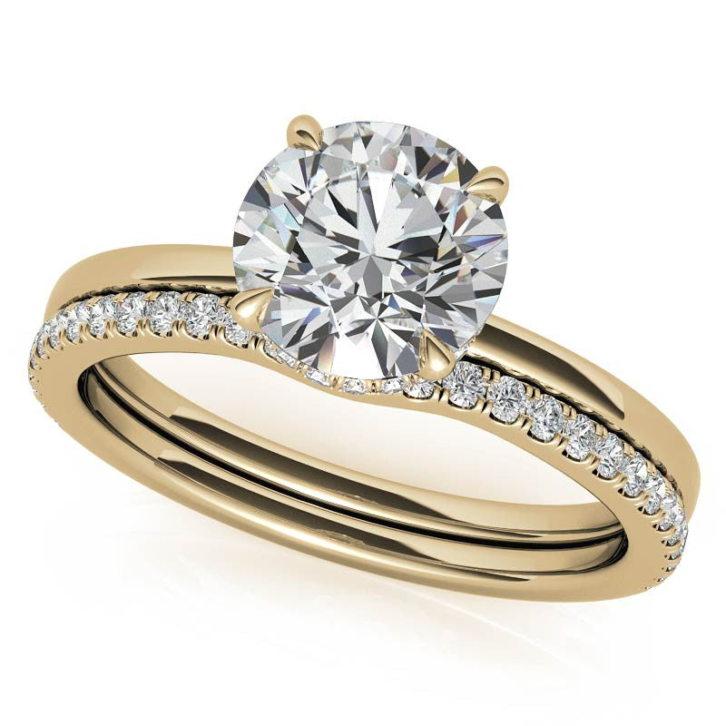 Diamond Collar 4-Prong Round Brilliant Moissanite Engagement Ring