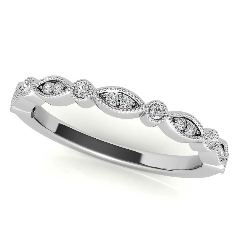 Fancy Scalloped Antique Inspired Halo Moissanite Engagement Ring