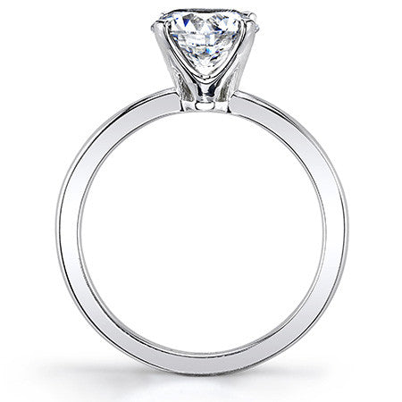 4-Prong Round Brilliant Moissanite Solitaire Ring
