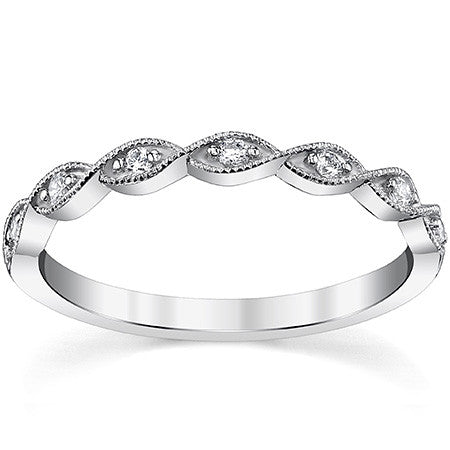 Scalloped Milgrain Stackable Moissanite Band