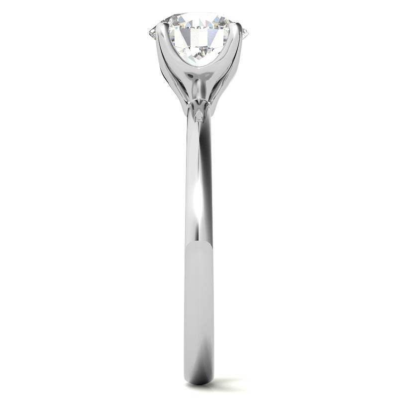 Novo Round Brilliant Moissanite Solitaire Ring