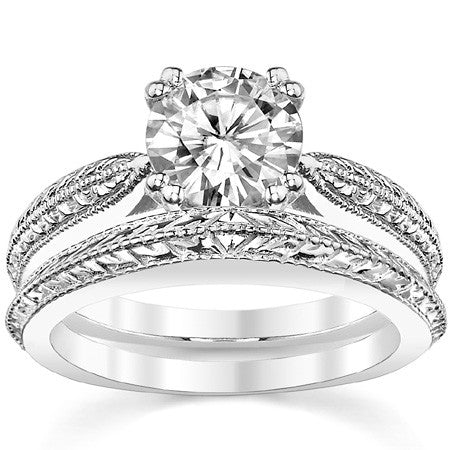 Double Prong Antique Solitaire Ring with Surprise Stone