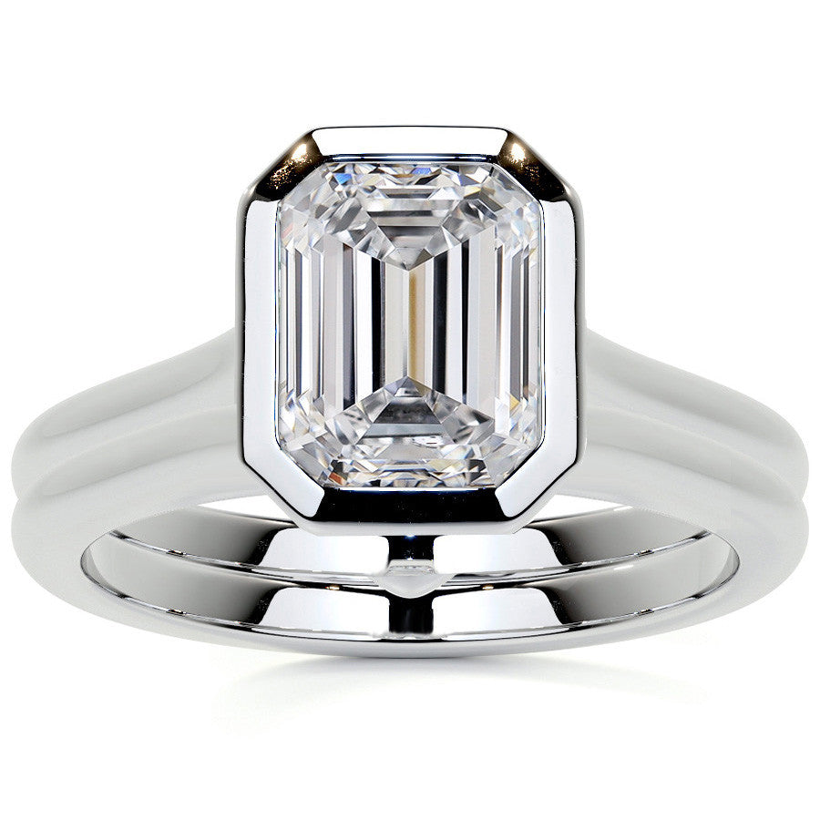 Petite Bezel Emerald / Radiant Moissanite Solitaire Ring