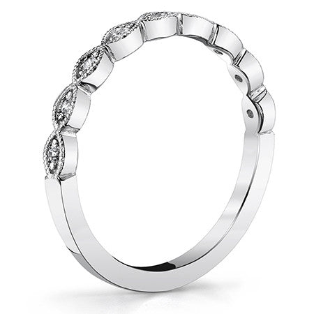 Scalloped Milgrain Round Brilliant Moissanite Stackable Ring