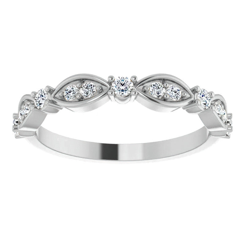Round Brilliant Moissanite Scalloped Stackable Band