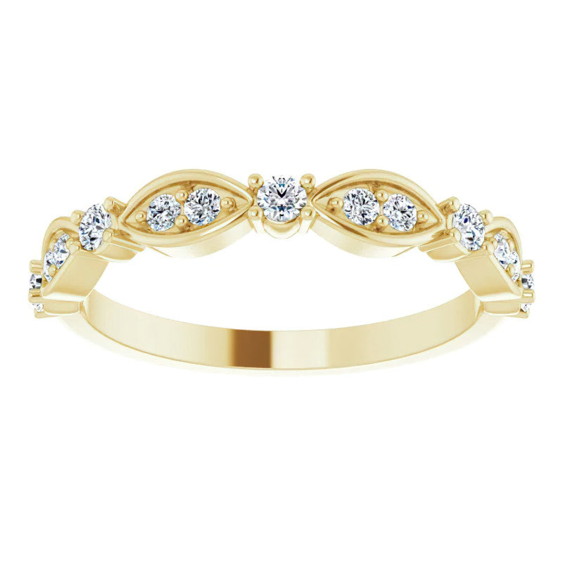 Round Brilliant Moissanite Scalloped Stackable Band