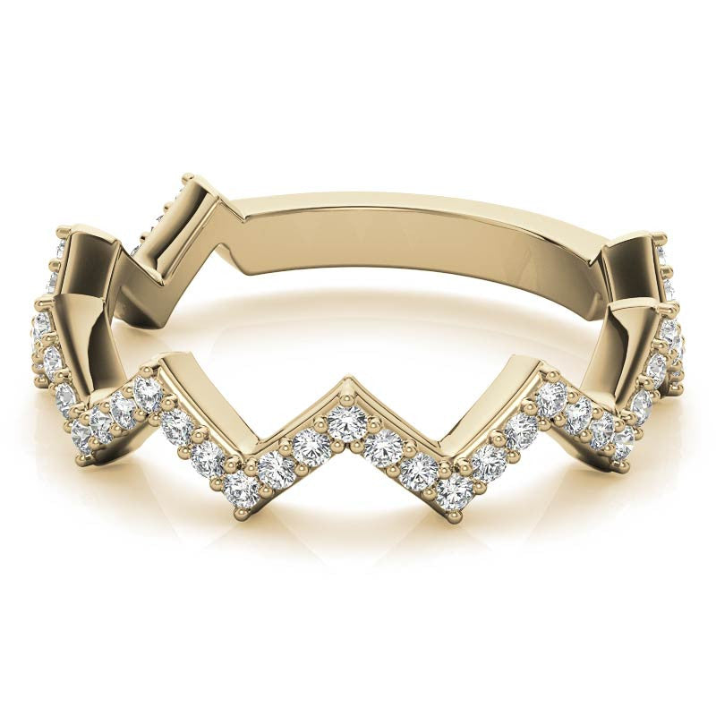 Round Chevron Design Moissanite Stackable Band