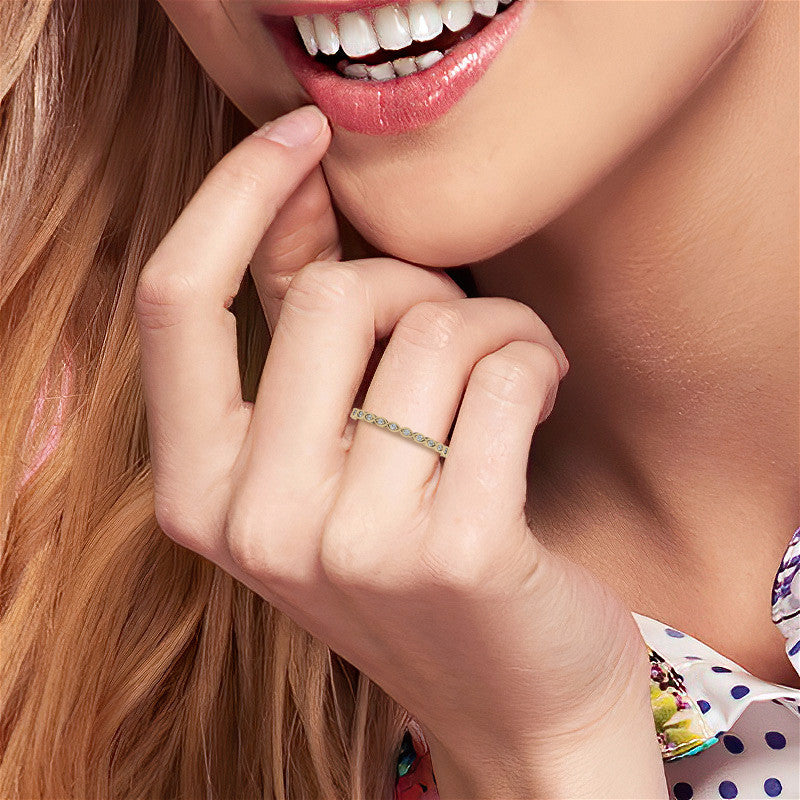 Round Scalloped Moissanite Stackable Band with Milgrain