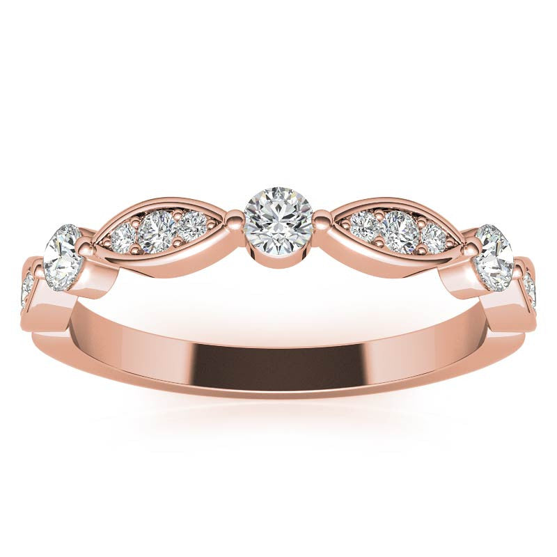 Scallop Design Round Brilliant Moissanite Stackable Band