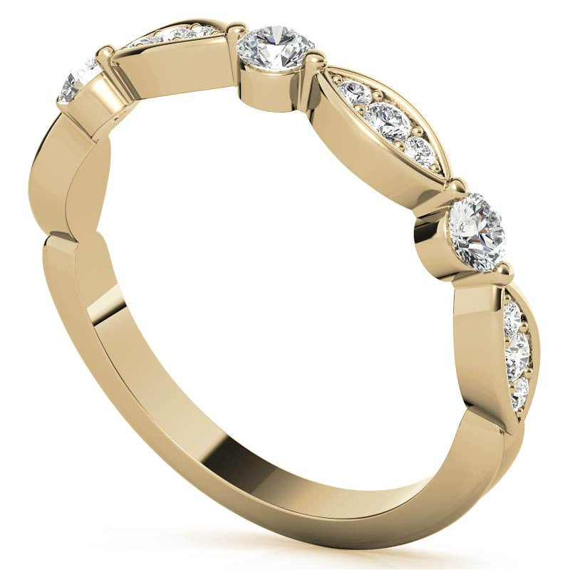 Scallop Design Round Brilliant Moissanite Stackable Band