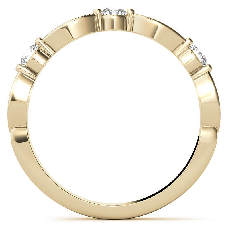 Scallop Design Round Brilliant Moissanite Stackable Band