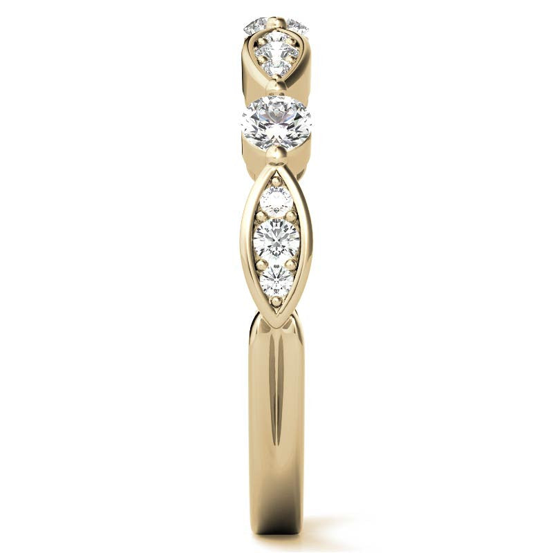 Scallop Design Round Brilliant Moissanite Stackable Band