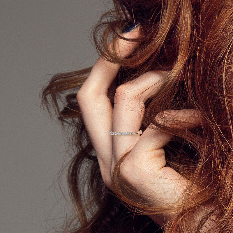 Round Single Shared Prong Diamond Stackable Band
