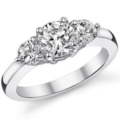 6.5mm/4mm Round Brilliant Moissanite 3-Stone Ring (1.5ct)