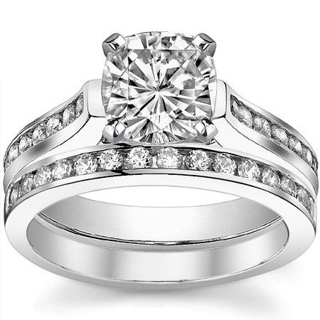 Round Brilliant Moissanite Cathedral Engagement Ring Setting 0.32ct