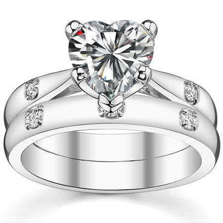 Round Brilliant Moissanite Cathedral Engagement Ring Setting