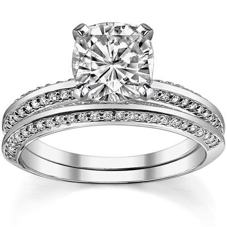 Moissanite & Diamond Knife Edge Engagement Ring (0.24ct)