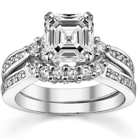 Round Brilliant Moissanite Engagement Ring, 0.28ct