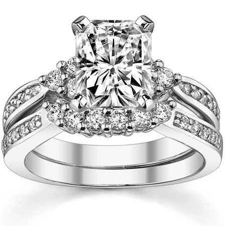 Round Brilliant Moissanite Engagement Ring, 0.28ct