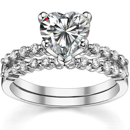 Moissanite Shared Prong Engagement Ring, 0.20ct