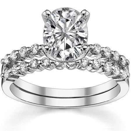 Moissanite Shared Prong Engagement Ring, 0.20ct