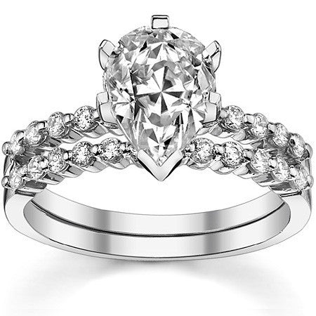Moissanite Shared Prong Engagement Ring, 0.20ct