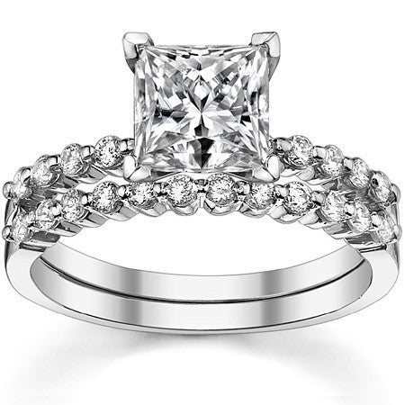 Moissanite Shared Prong Engagement Ring, 0.20ct