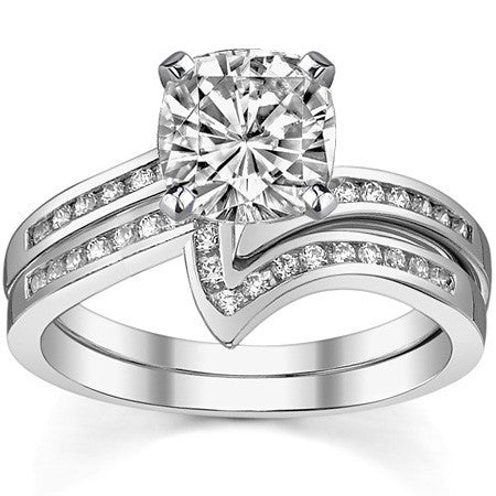 Round Brilliant Moissanite & Diamond Bypass Engagement Ring, 0.11ct