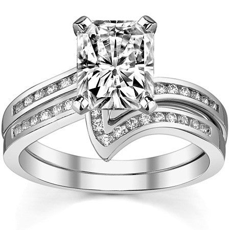 Round Brilliant Moissanite & Diamond Bypass Engagement Ring, 0.11ct