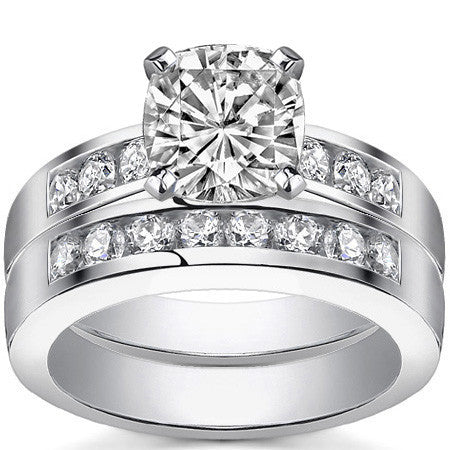 Round Brilliant Moissanite Channel Engagement Ring (0.36ct)