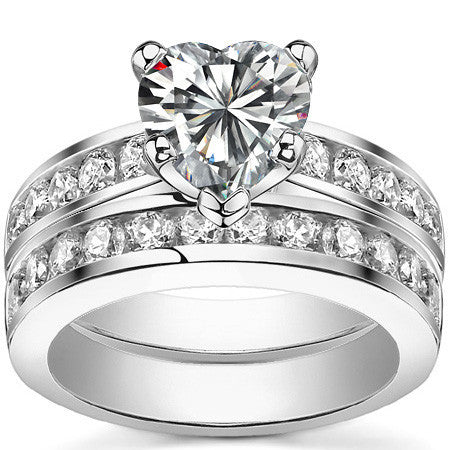 Round Brilliant Moissanite Channel-Set Engagement Ring (0.6ct, 2.5mm)