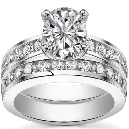 Round Brilliant Moissanite Channel-Set Engagement Ring (0.6ct, 2.5mm)
