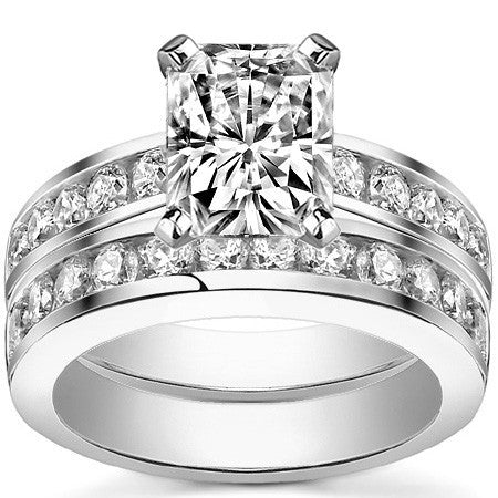 Round Brilliant Moissanite Channel-Set Engagement Ring (0.6ct, 2.5mm)
