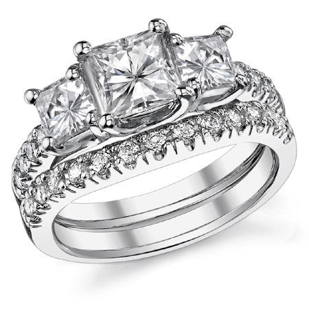 2.74ct (6.0mm/4.5mm) Princess cut Moissanite 3-Stone Ring