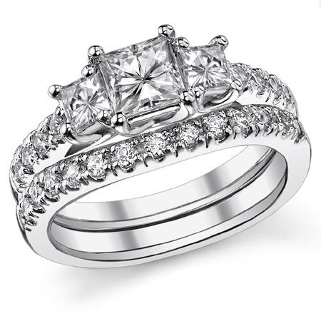 1.52ct (5.0mm/3.5mm) Princess cut Moissanite 3-Stone Ring