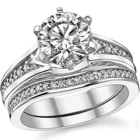 Round Brilliant Moissanite & Diamond Engagement Ring (0.10ct)
