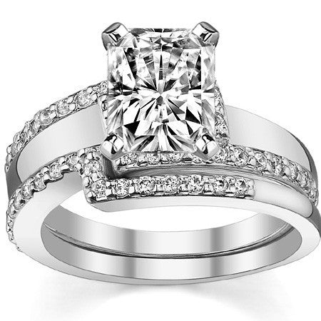 Round Brilliant Moissanite & Diamond Bypass Engagement Ring, 0.23ct
