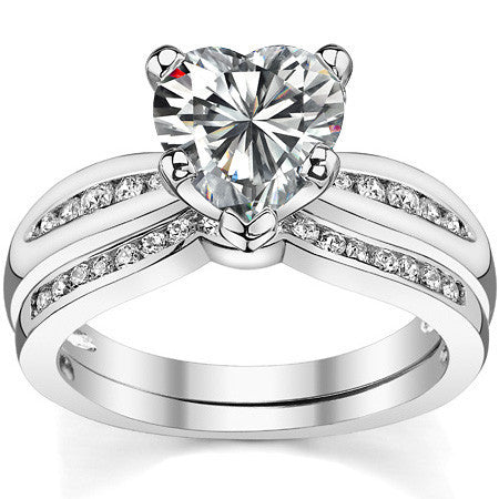 Round Brilliant Moissanite Petite Tapered Engagement Ring , 0.13ct