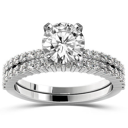Round Brilliant Moissanite Shared-Prong Semi-Eternity Ring (0.27ct)